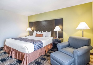 Baymont by Wyndham Champaign