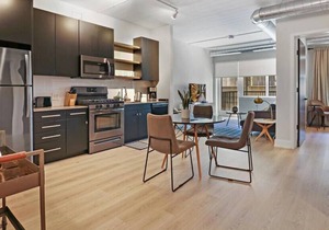 BEL3 Enticing 1BR/1BA Apt in Belmont