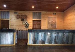 Big Horse Inn & Suites