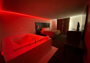 Chicago Club Inn & Suite