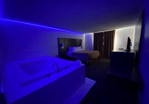 Chicago Club Inn & Suite