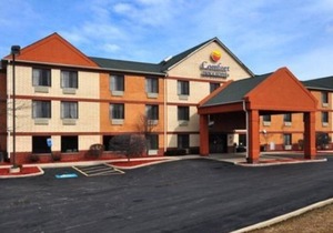 Comfort Inn & Suites Near Tinley Park Amphitheater