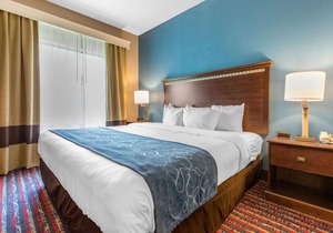 Comfort Suites Fairview Heights