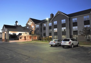 Country Inn & Suites by Radisson, Zion, IL