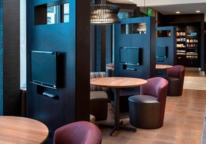 Courtyard by Marriott Chicago Naperville