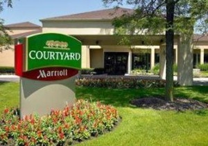 Courtyard by Marriott Chicago Naperville