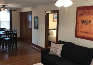 Cozy & Centrally Located
