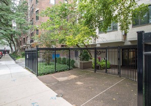 Crisp Gold Coast 1BR nr. Mariano Park & Oak St. Beach, by Blueground