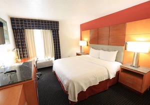 Days Inn by Wyndham Calumet Park