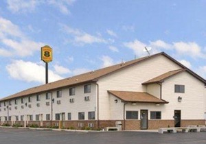 Days Inn by Wyndham le Roy/Bloomington Southeast