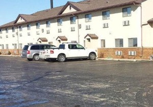 Days Inn by Wyndham le Roy/Bloomington Southeast