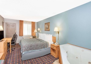 Days Inn by Wyndham Farmer City
