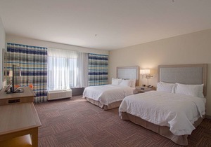 DoubleTree by Hilton Libertyville - Mundelein