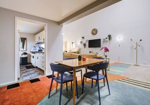 DOWNTOWN PENTHOUSE Vintage Loft #4 +private balcony & gym