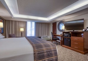 Drury Inn & Suites St. Louis - Fairview Heights