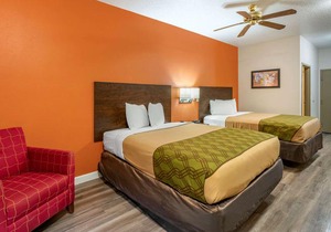 Econo Lodge Inn & Suites Granite City