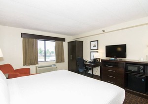 GrandStay Hotel & Suites - Peoria