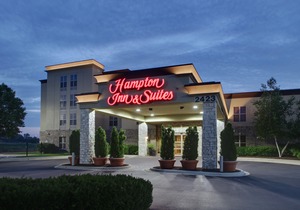 Hampton Inn & Suites Chicago/Aurora
