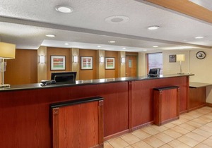 Holiday Inn Express Chicago-Downers Grove, an IHG Hotel
