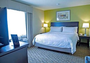 Holiday Inn Express Hotel & Suites Chicago-Libertyville, an IHG Hotel