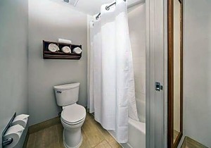 Holiday Inn Express Chicago Northwest-Vernon Hills, an IHG Hotel