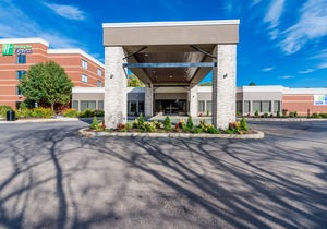 Holiday Inn Express Naperville