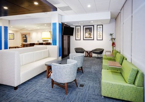Holiday Inn Express & Suites Chicago North Shore - Niles, an IHG Hotel