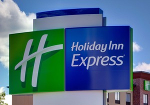 Holiday Inn Express & Suites Chicago North Shore - Niles, an Ihg Hotel