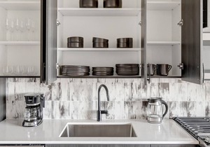 Ideal West Loop 1BR w/ Gym, Pool & Lounge, 2 blocks from L, by Blueground
