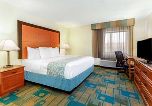La Quinta Inn by Wyndham Chicago Willowbrook