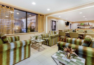 La Quinta Inn by Wyndham Chicago Willowbrook