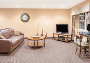 Microtel Inn & Suites by Wyndham Quincy