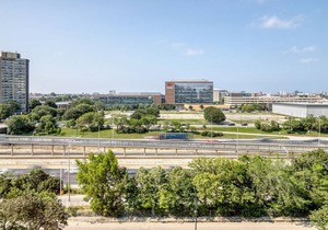 Modern Medical District 1BR w/ Gym + W/D, 1 block to L, by Blueground