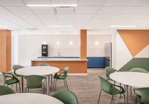 Modern Streeterville 1BR w/Gym, Pool, walk to Navy Pier, by Blueground