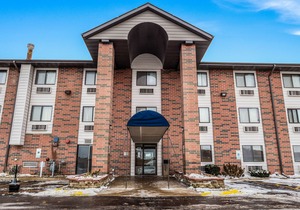 Motel 6-Elk Grove Village, IL