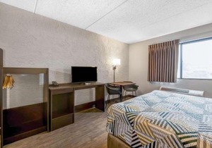 Motel 6-Elk Grove Village, IL - O'Hare