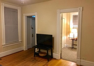 NEW! 3 BEDROOM LINCOLN PARK HOME *FREE* PARKING