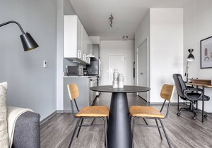 Premium Logan Square 1BR w/Roof Deck & Gym, 1 block to L, by Blueground