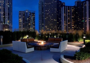 Radisson Blu Aqua Hotel Chicago