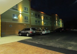 Ramada by Wyndham Glendale Heights/Lombard