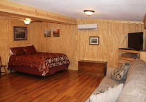 Shawnee Trails Lodging and Suites