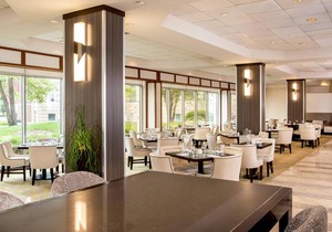 Sheraton Suites Chicago Elk Grove