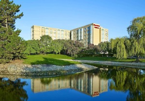 Sheraton Suites Chicago Elk Grove