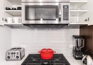 Sleek Loop 1BR w/Gym, Pool, W/D, nr. Millennium Park, by Blueground
