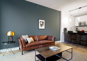 Smart Loop 1BR w/Gym, Pool, W/D, nr. Millennium Park, by Blueground