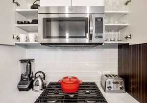 Smart Loop 1BR w/Gym, Pool, W/D, nr. Millennium Park, by Blueground