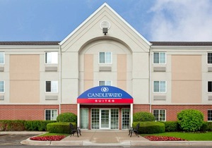 Sonesta Simply Suites Chicago Libertyville