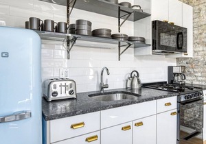 Splendid Wicker Park 1BR w/ W/D, 1 block to L, Six Corners, by Blueground