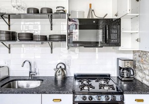 Splendid Wicker Park 1BR w/ W/D, 1 block to L, Six Corners, by Blueground