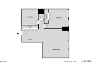 Tasteful Medical District 1BR w/ Gym & W/D, 1 block to L, by Blueground